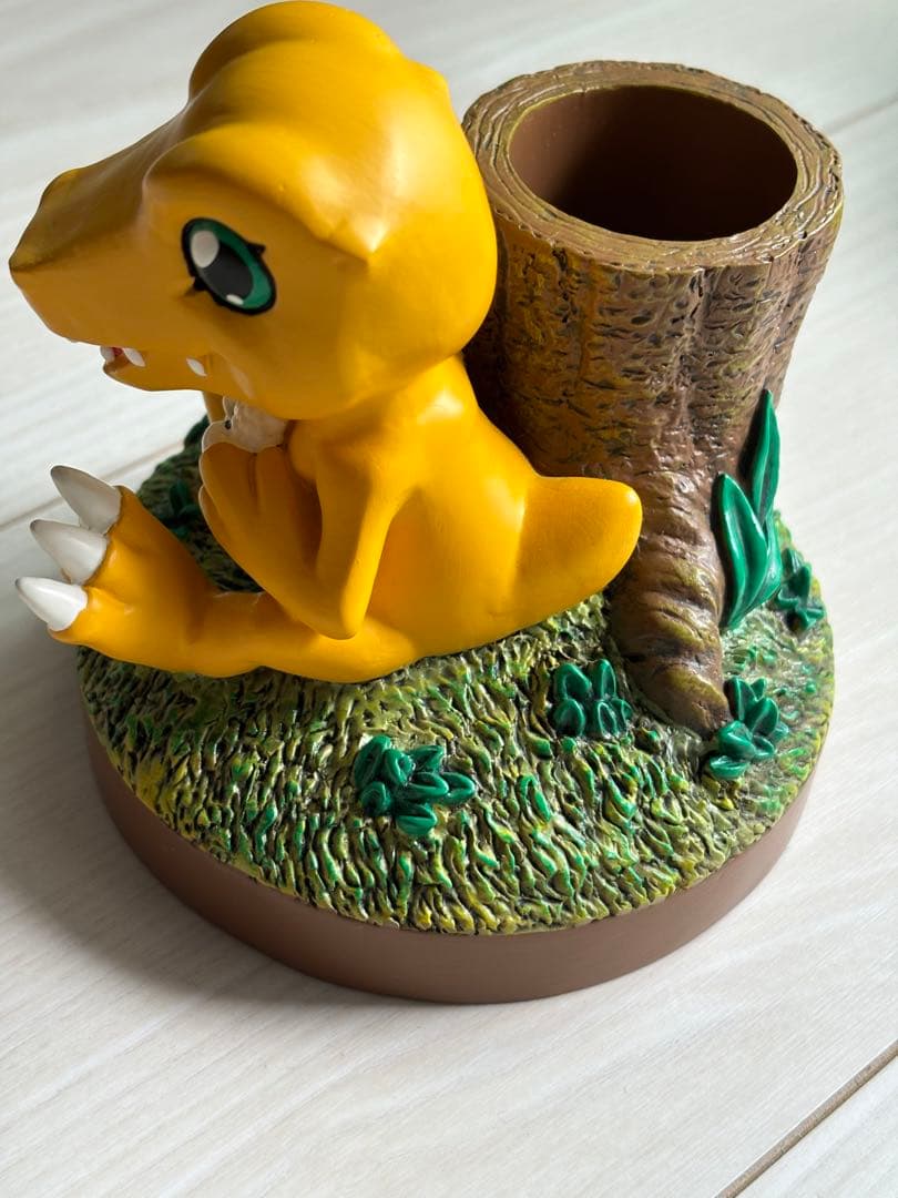 デジモンアドベンチャー　アグモン　ぷち文具スタンド