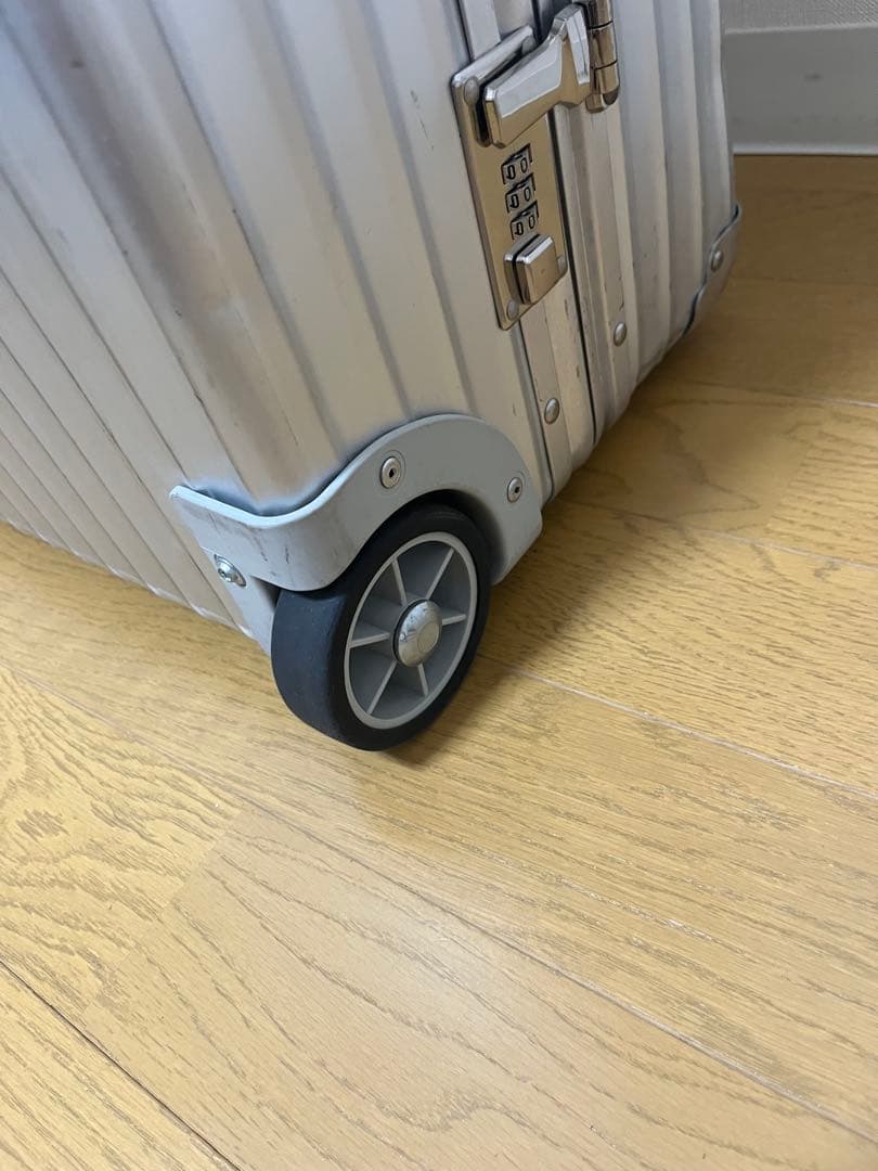 RIMOWA CLASSIC FLIGHT 82L 2輪