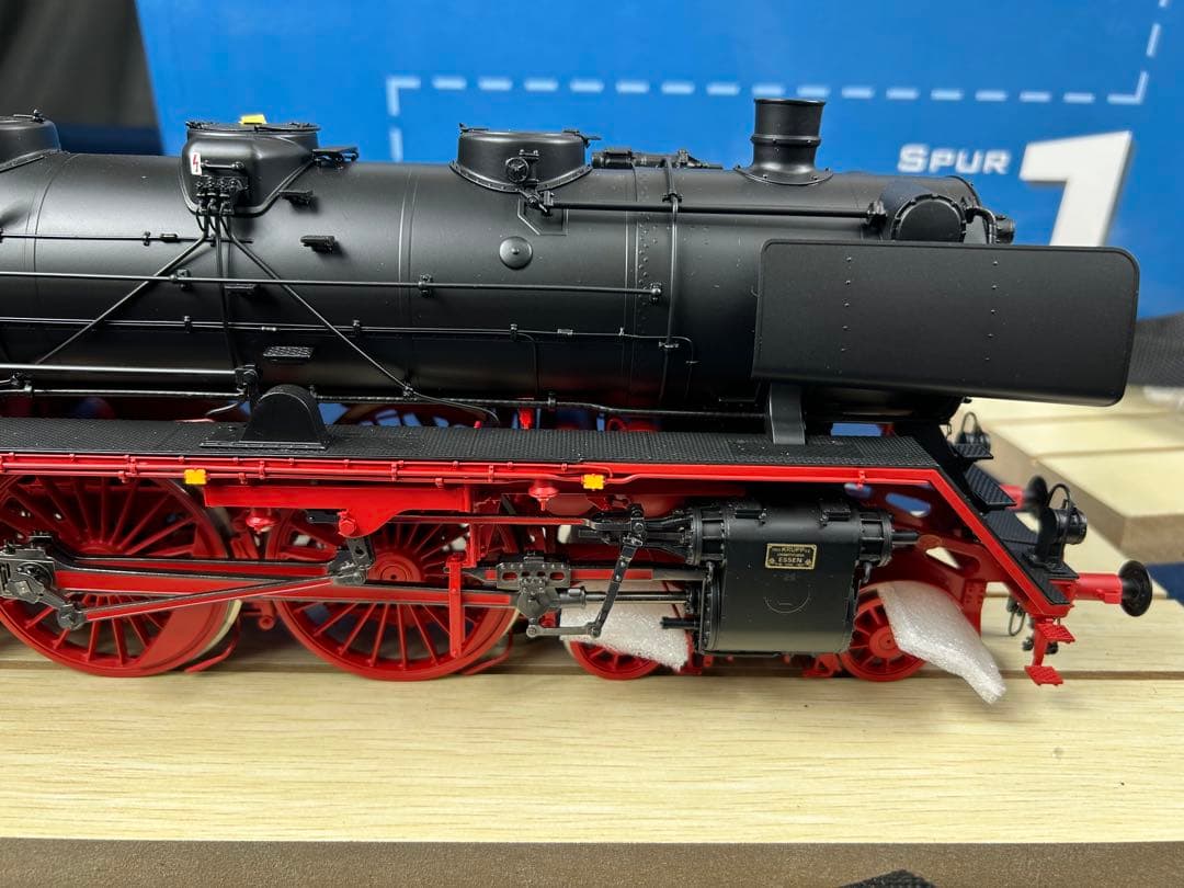 ドイツ 蒸気機関車 KM1 Modellbau BAUREIHE 03