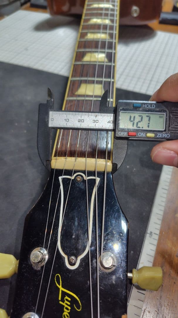 「ジャンク品」80年代　Fernandes　RLG90 Burny