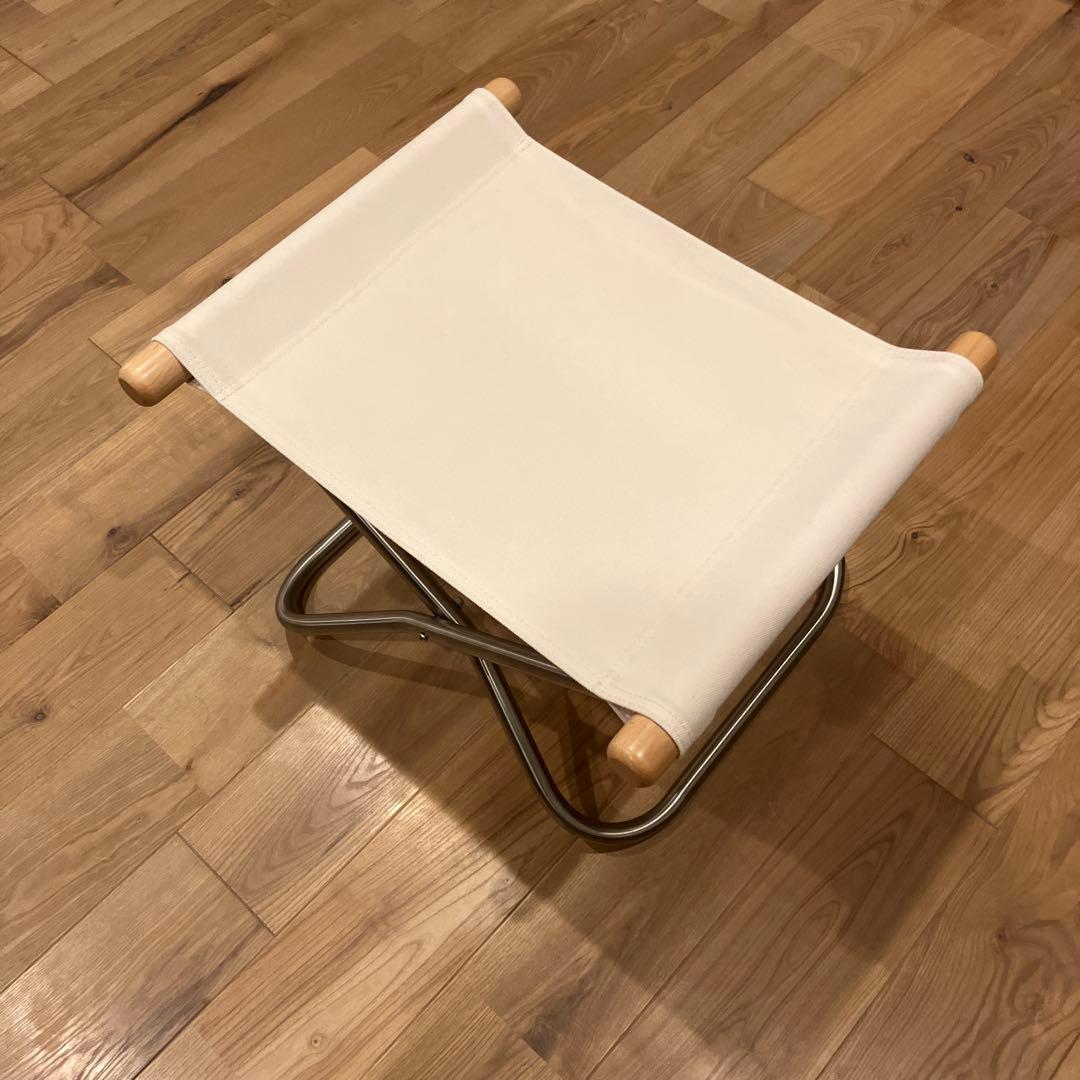 T*様 ニーチェアx/ホワイト/オットマン