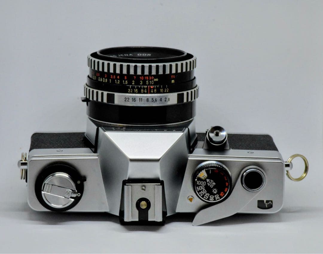 質実剛健PRAKTICA LLC C/Zeiss Jena テッサー2.8/50