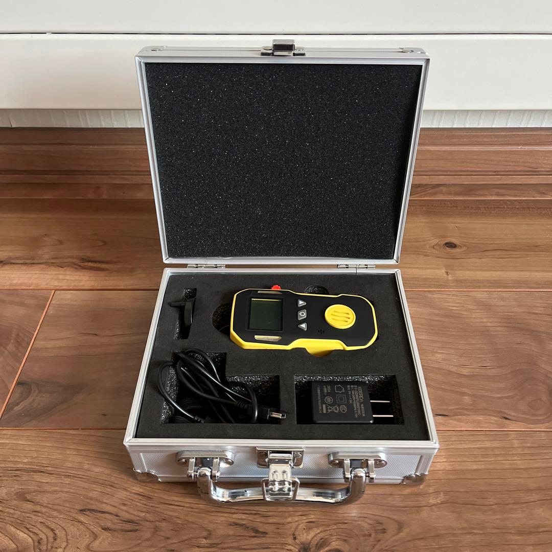 酸素濃縮器　MAF mini と酸素測定器