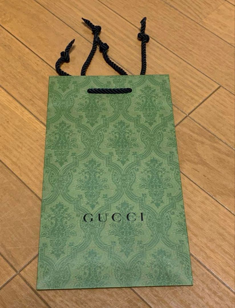 GUCCI アイホンケース 13