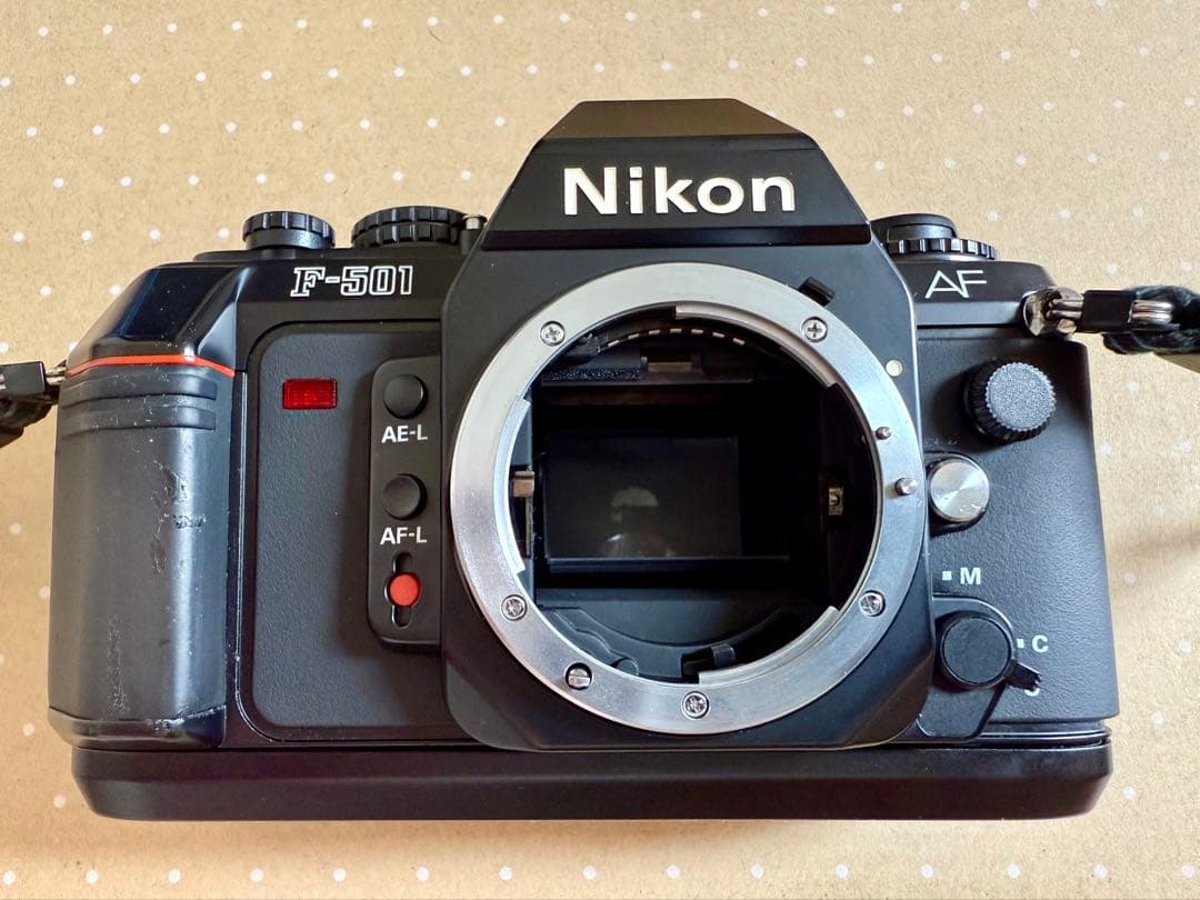 【美品】Nikon F-501（AF NIKKOR 35-70mm付属）