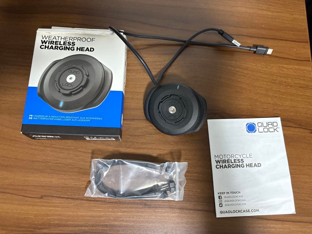 Quad Lock バイク用 | 防水ワイヤレス充電ヘッド