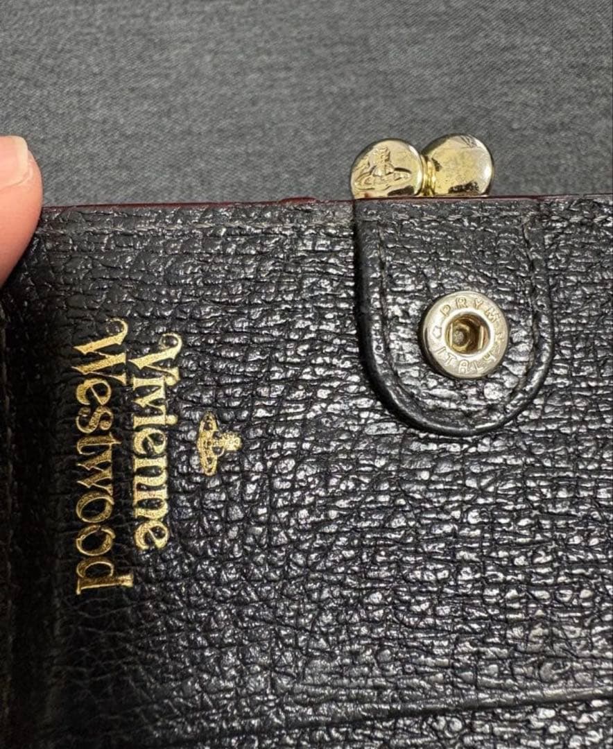 【人気】ヴィヴィアンウエストウッド　EXECUTIVE　がま口　折り財布　黒