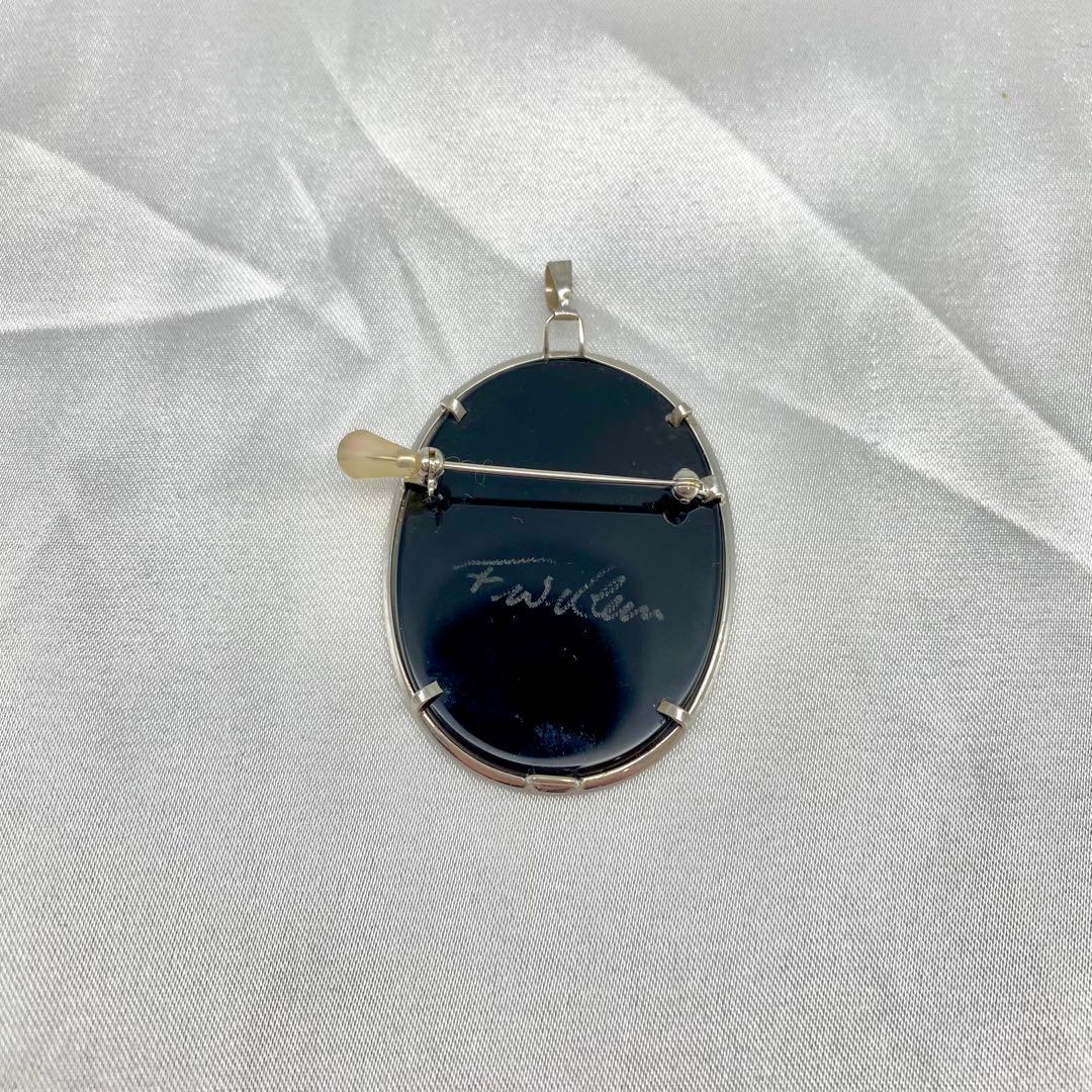 カメオ F.W. ブローチ ペンダントトップ K14WG サイン入り