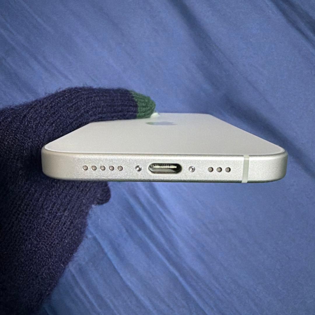 iPhone 15 グリーン 128GB