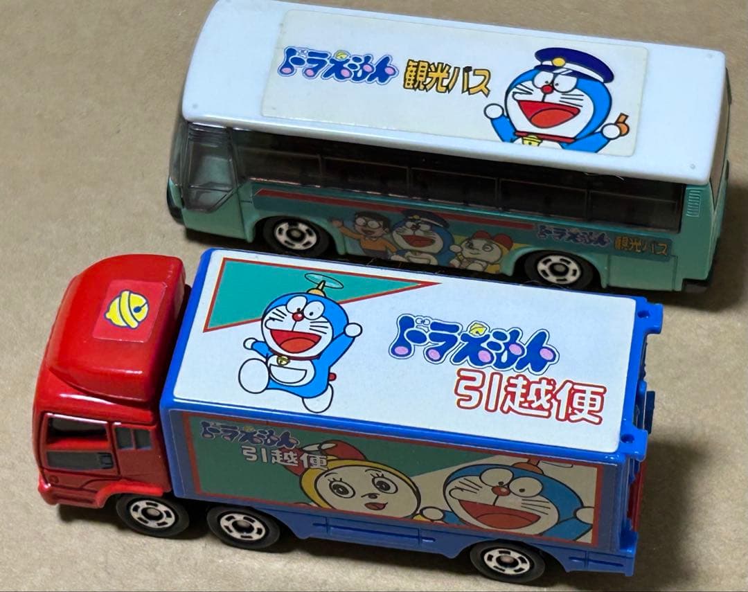 キャラトミカ ドラえもん たべもの販売車セット 運搬車セット 2点セット