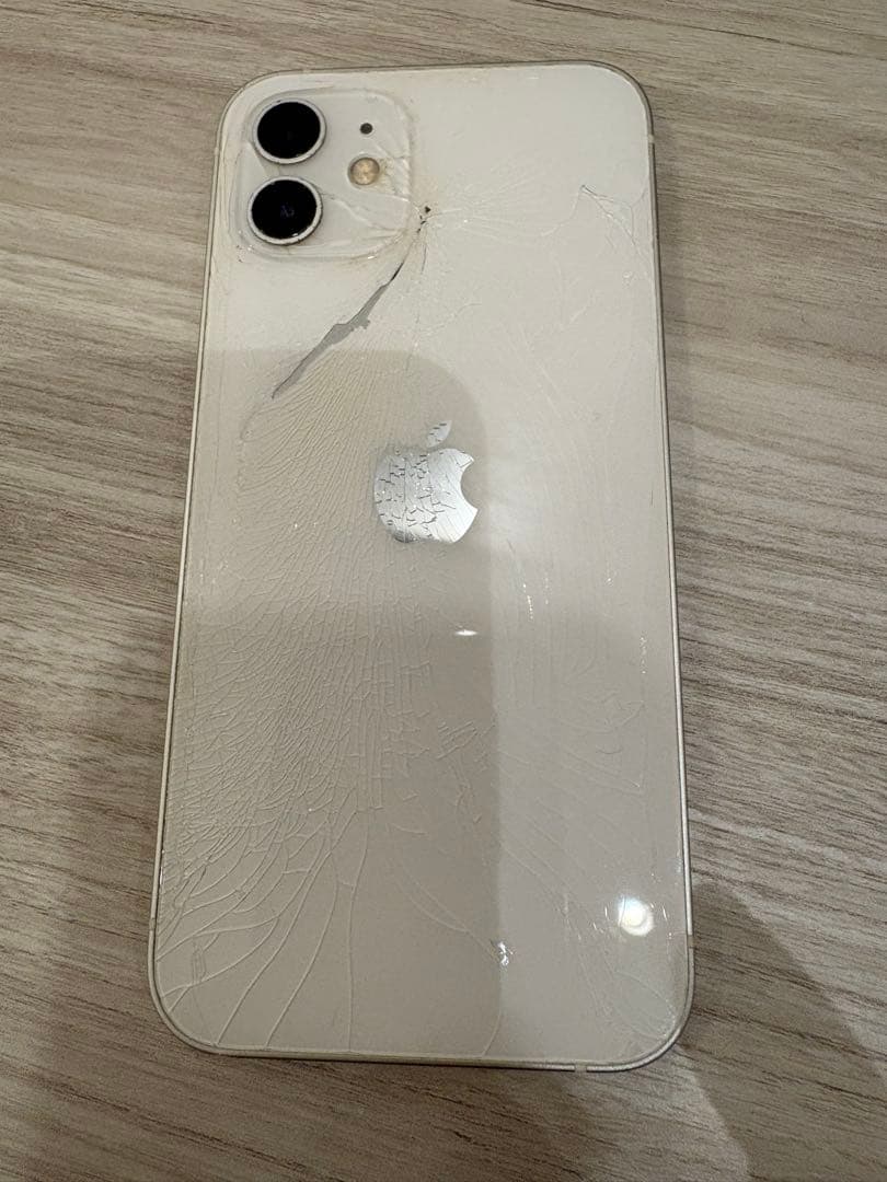 訳あり　iPhone12