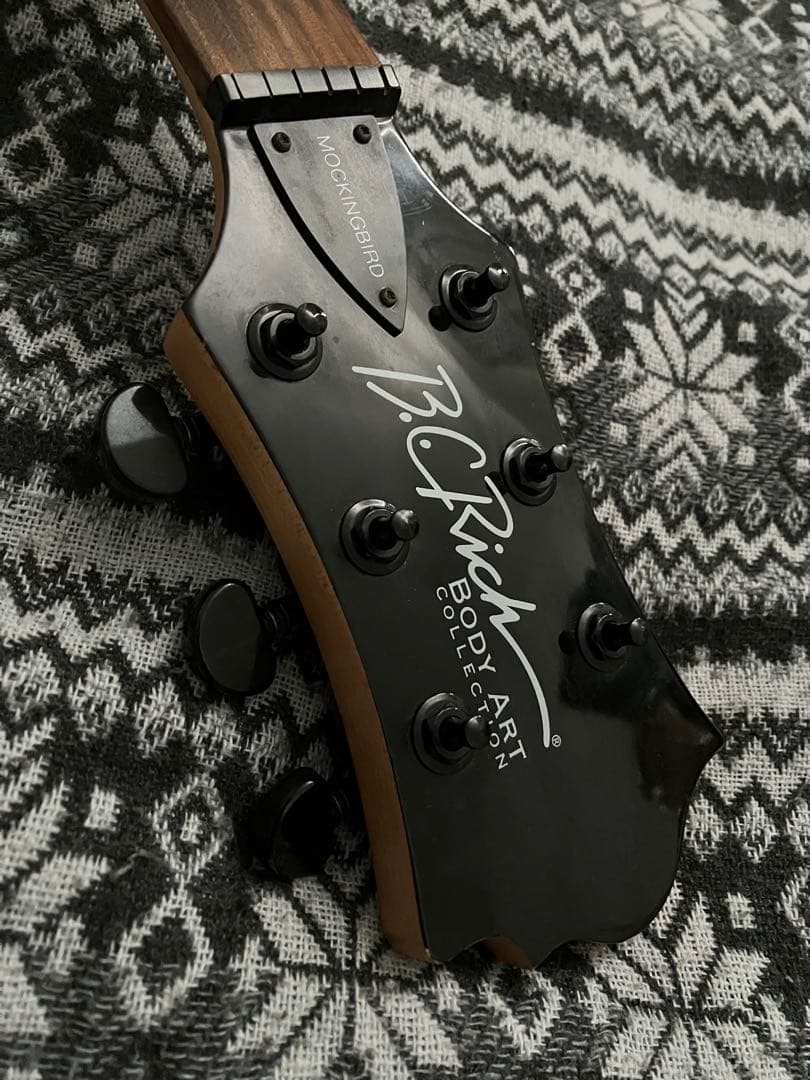 B.C. Rich Body Art モッキンバード