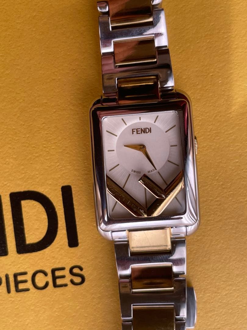 フェンディ時計　正規店購入