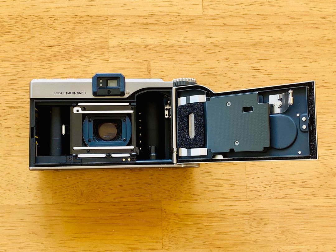 フィルムカメラ leica minilux