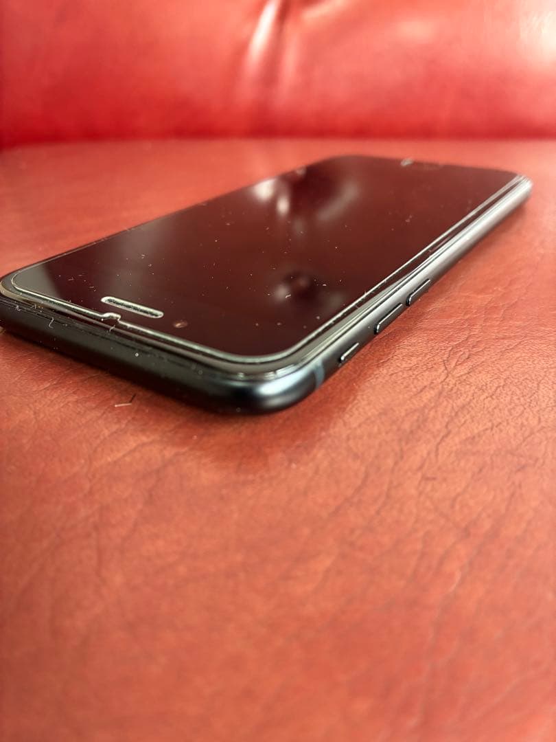 Apple iPhoneSE 3 128G 本体