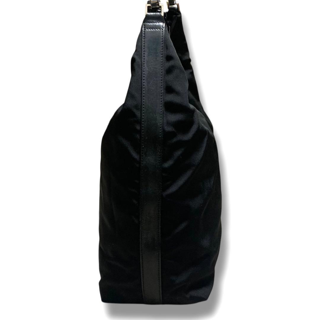 グッチ　ワンショルダー　ハンドバッグ　G金具　ナイロン　ブラック