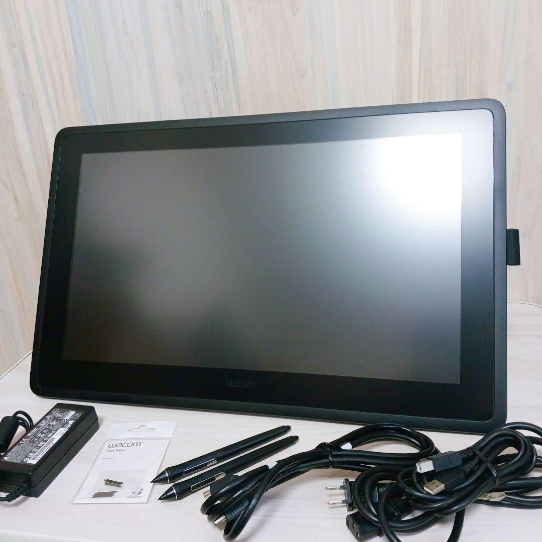 Wacom　Cintiq　22　DTK-2260　液タブ　ペン付　ペンタブレット