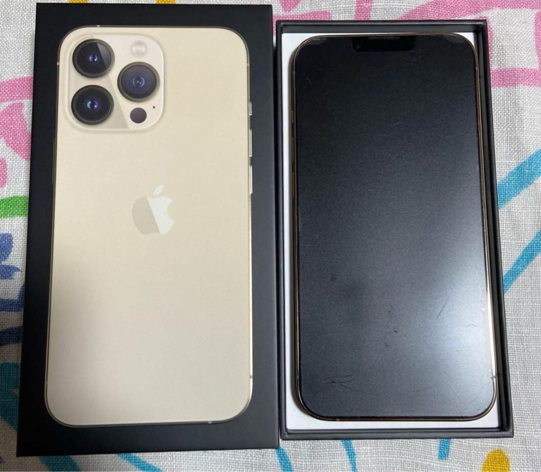 レ*オ様 iPhone 13 Pro 128GB極美品SIMフリー