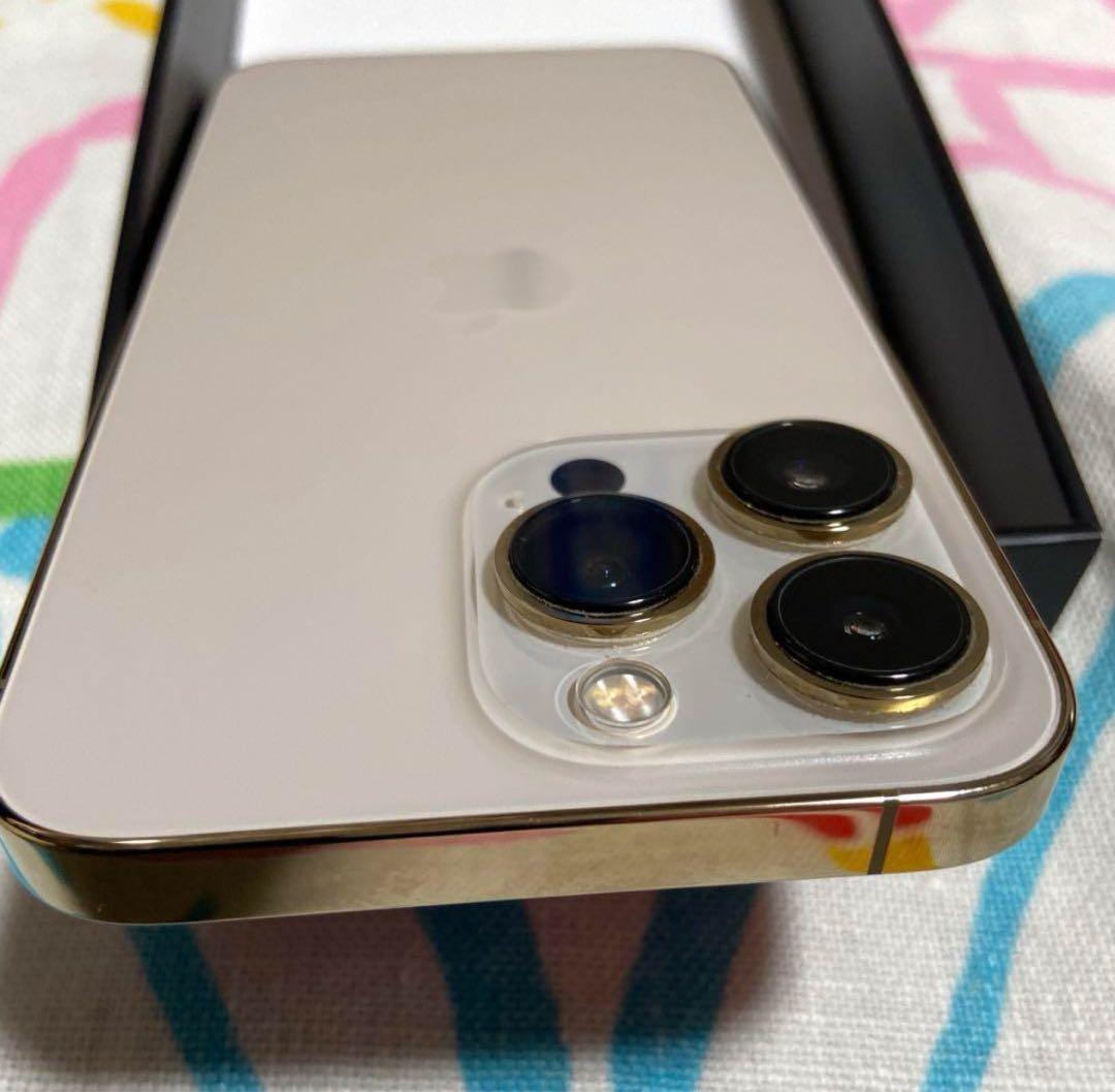 レ*オ様 iPhone 13 Pro 128GB極美品SIMフリー