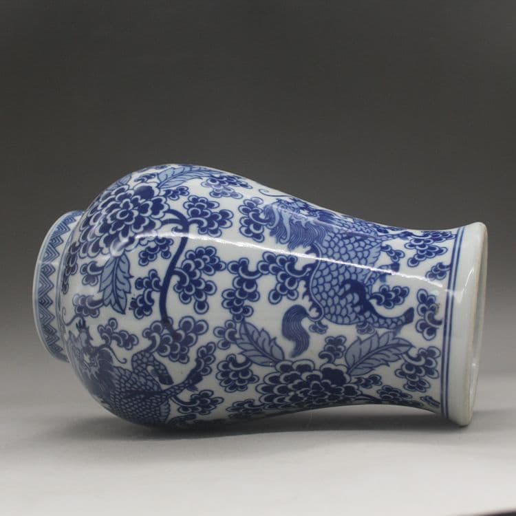 青花釉下彩麒麟花将軍缶 景徳鎮 陶磁器 装飾品 現代工芸品 美術品 置物