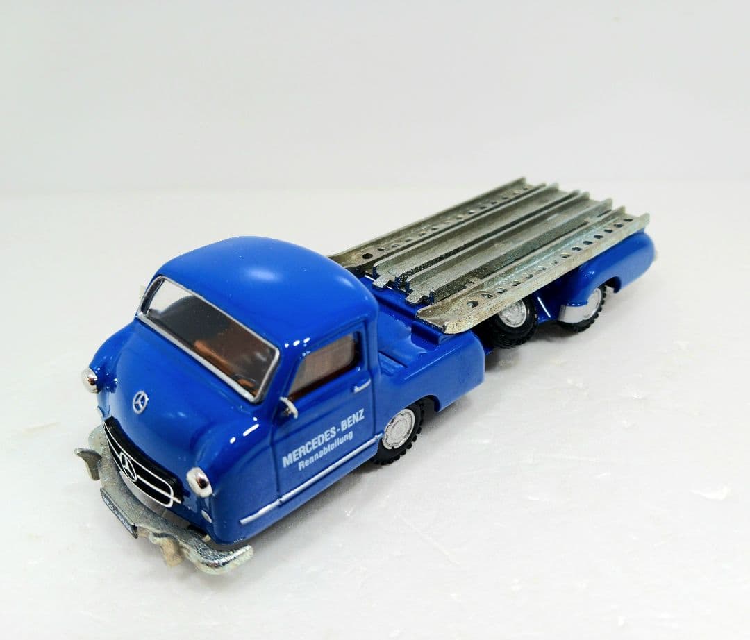 希少 メルセデスベンツ トランスポーター ミニカー