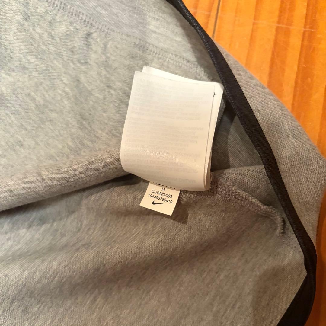 ナイキ パーカー　NIKE TECH FLEECE FULLZIP