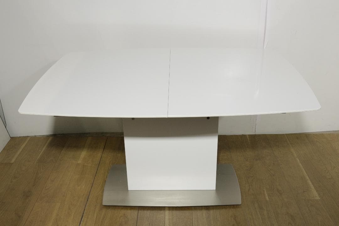 O*s様 BoConceptボーコンセプト★OCCAダイニングテーブル★伸長式★