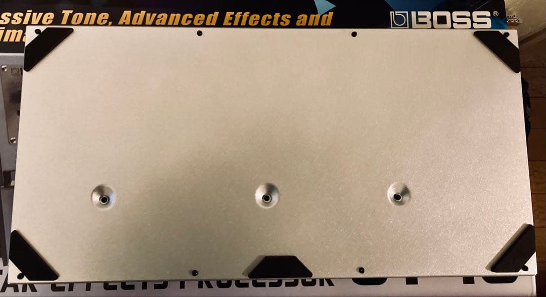 BOSS / GT-10 +キャリングケース付き中古美品!