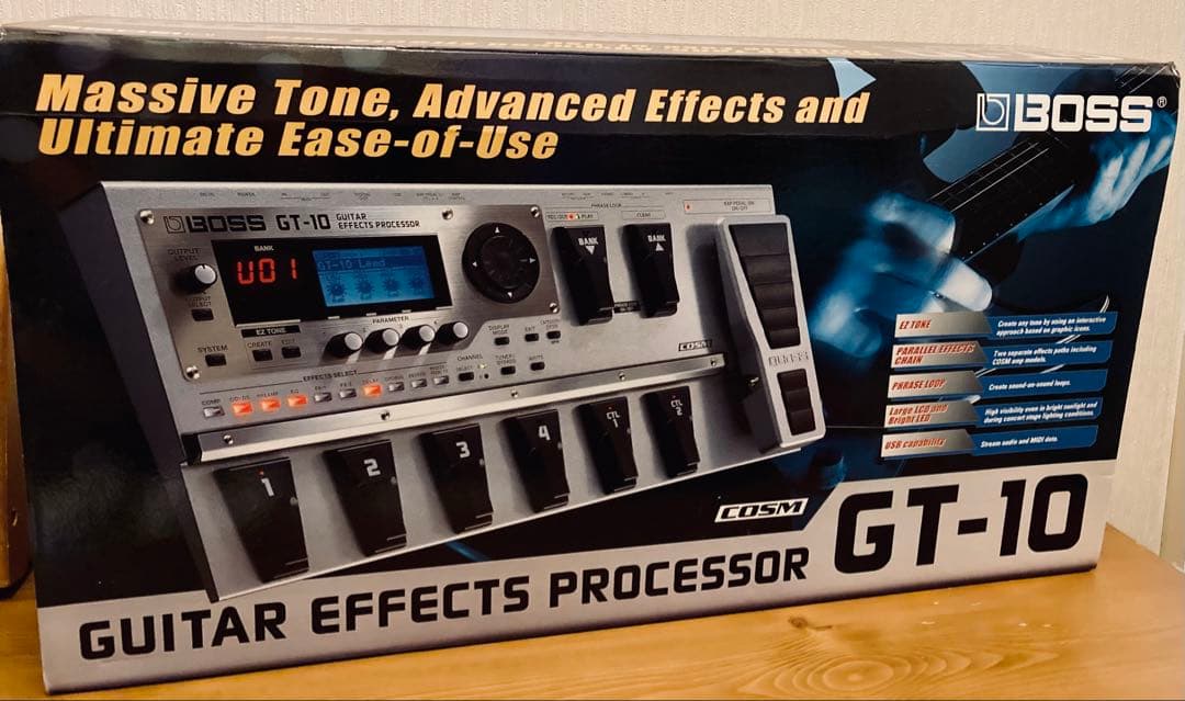 BOSS / GT-10 +キャリングケース付き中古美品!