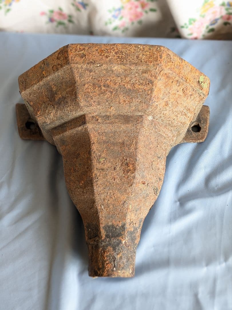 イギリス アンティーク 鉄製 シャビー 吊りプランター 壁掛けプランター 茶色