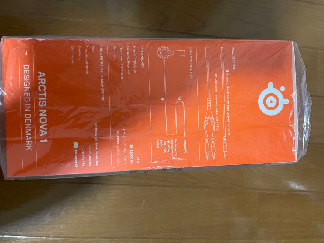 新品　SteelSeries Arctis Nova 1 ブラック