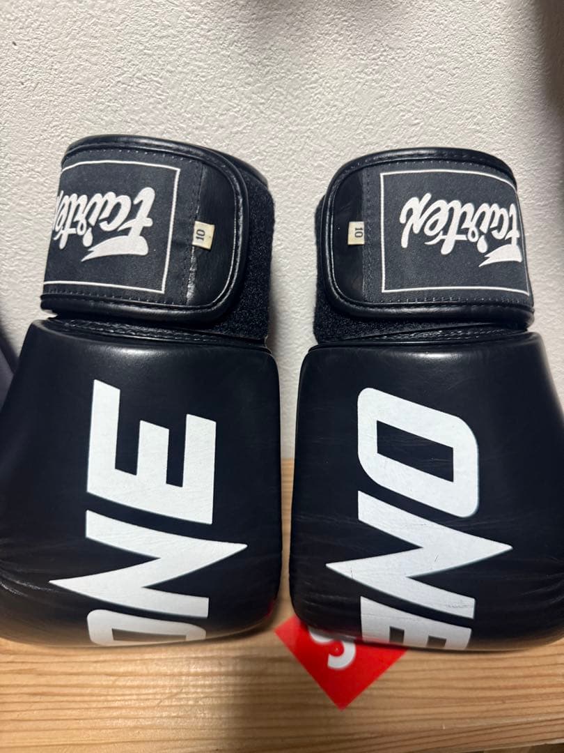 ※最終値下げ※Fairtex ONE ボクシンググローブ ブラック