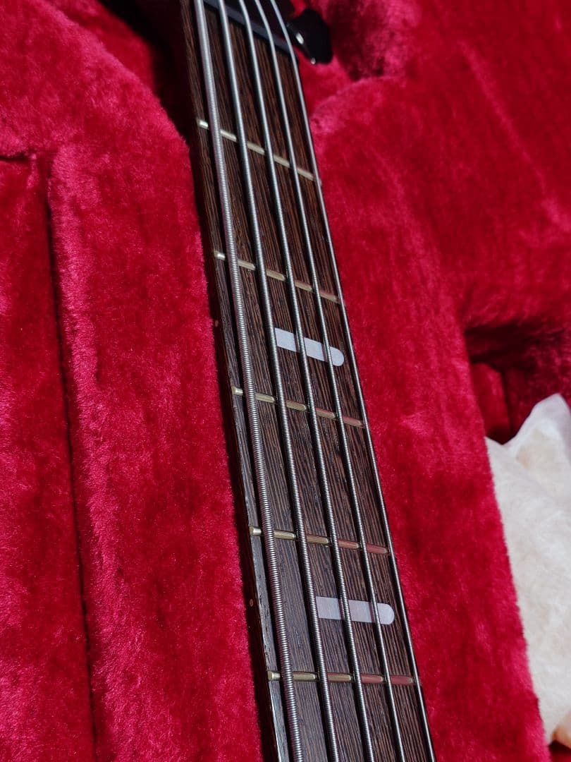 Ibanez Prestige SRMS5-WK　重量3.8kg　5弦ベース