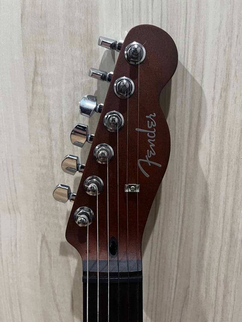 ギター Fender Acoustasonic