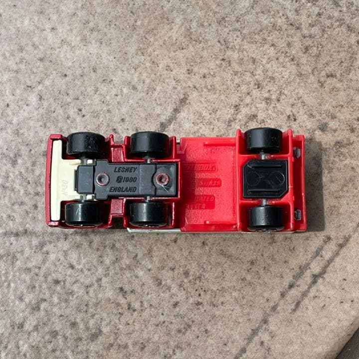 1980 No.30 LESNEY MATCHBOX 石油タンカー イギリス製