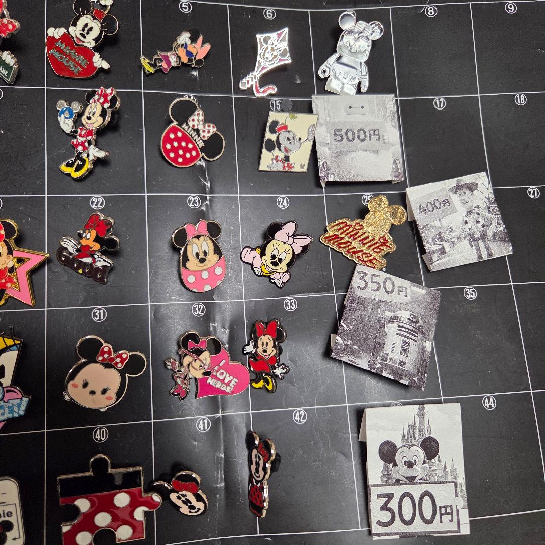 ディズニーピン　ミニー　海外　キャスト　セット