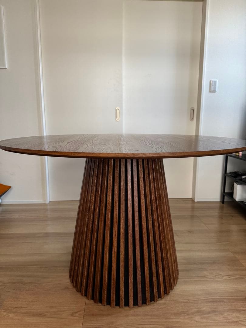 【NOCE】美品 円形ダイニングテーブル