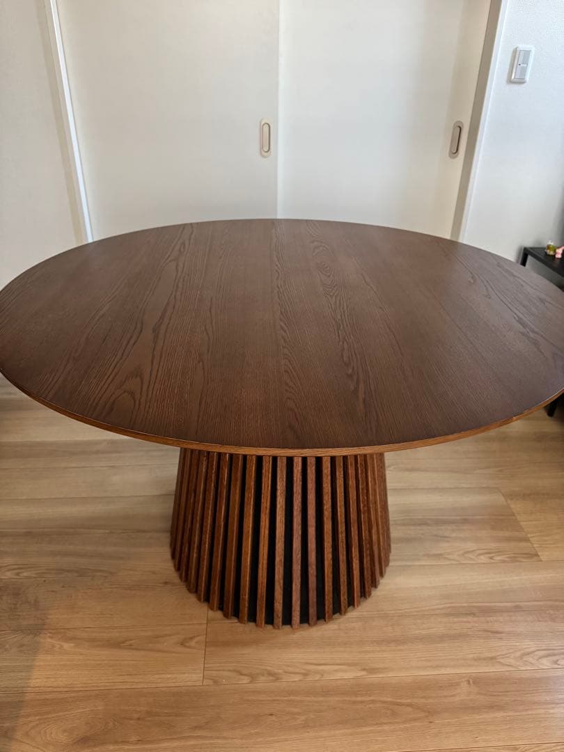 【NOCE】美品 円形ダイニングテーブル