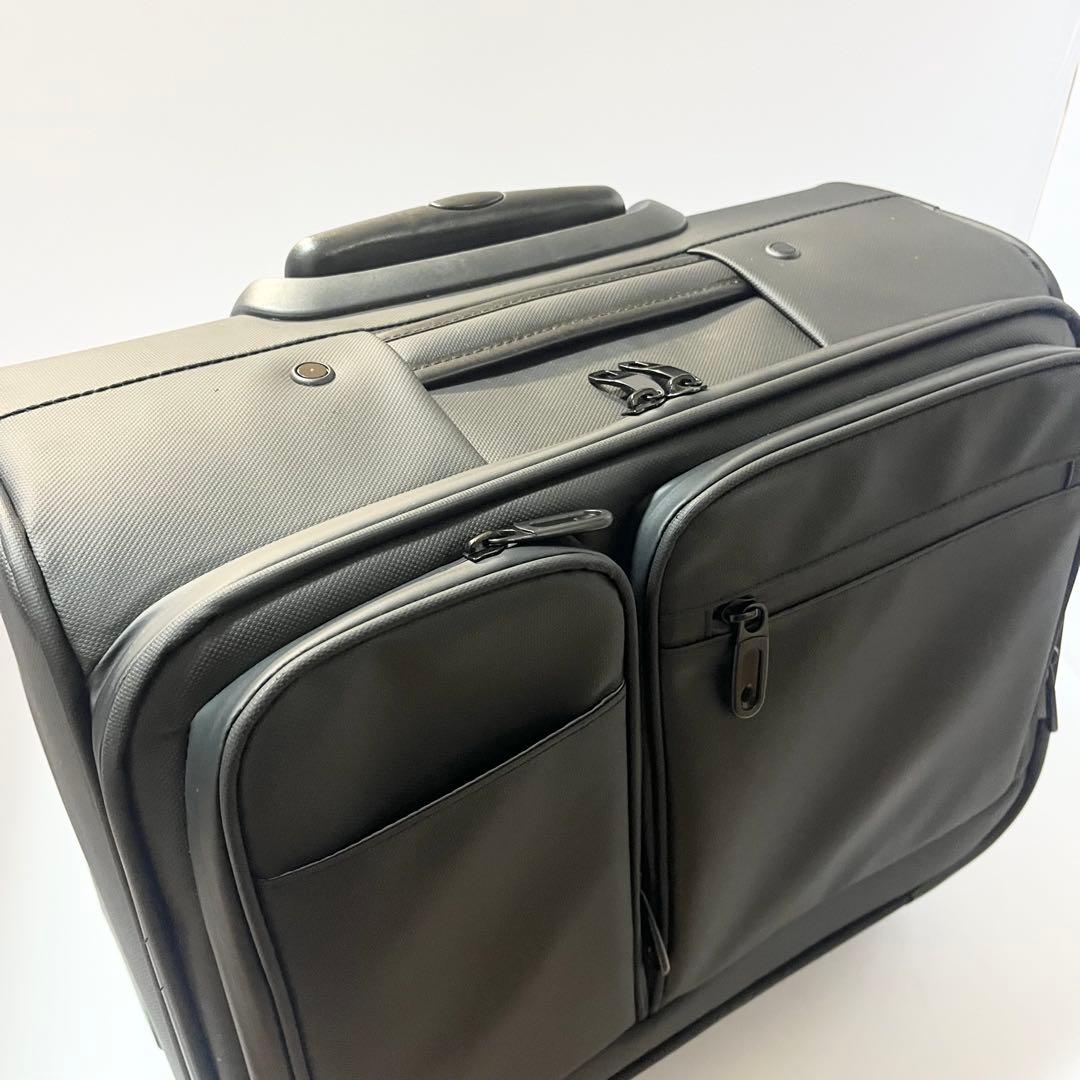 未使用品 サンワダイレクト ビジネスキャリー 4輪 22L 機内持ち込みサイズ