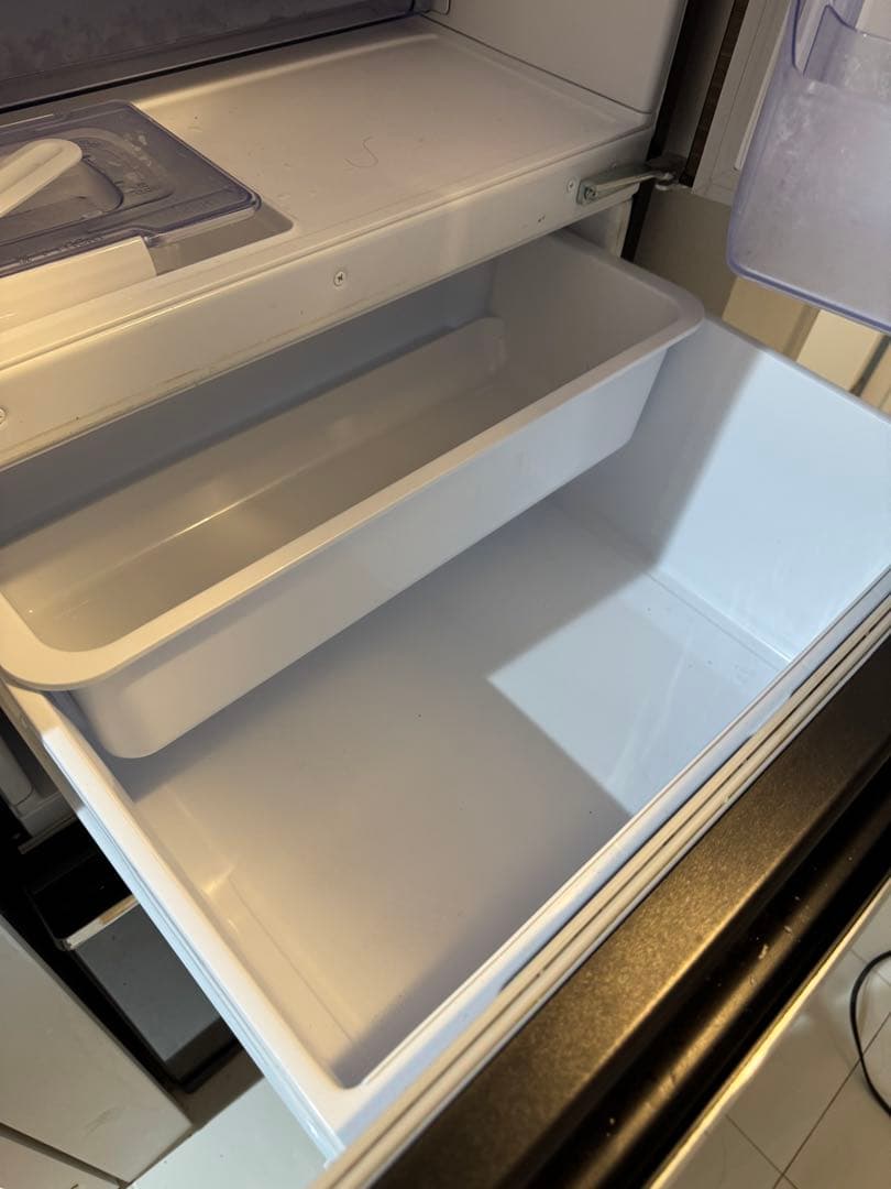 あ*と様 三菱電機 冷蔵庫 365L MR-CX37D-BR 大容量 3ドア 2