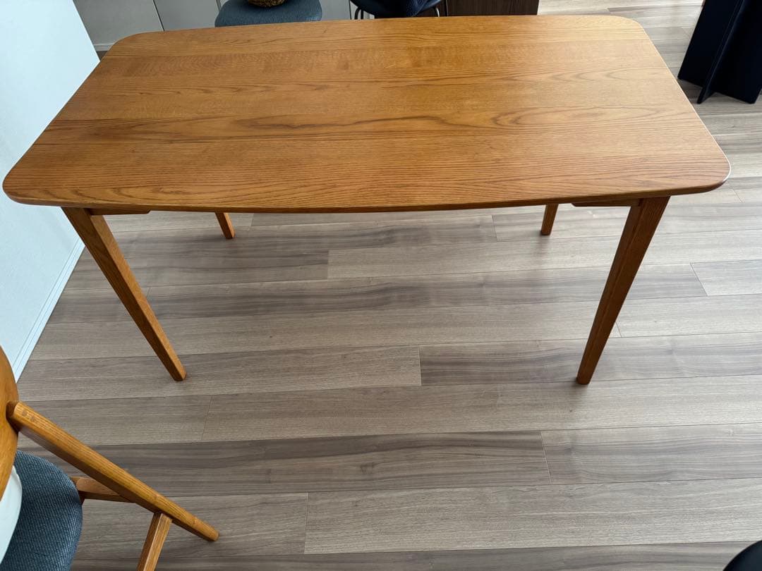 【美品】ウニコ TOVE トーヴ ダイニングテーブルのみ
