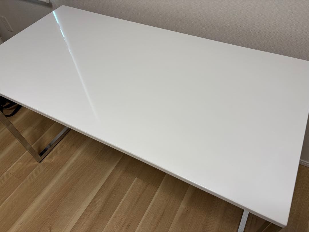 【廃盤レア商品】【送料込み】サンワダイレクト鏡面仕上げデスク