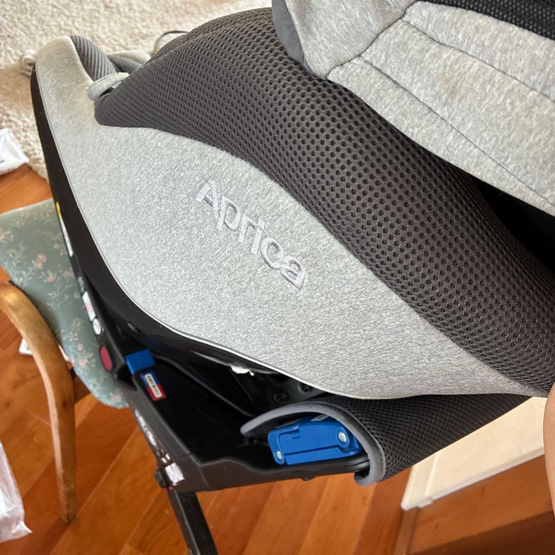 【美品】 Aprica クルリラ チャイルドシート ISOFIX