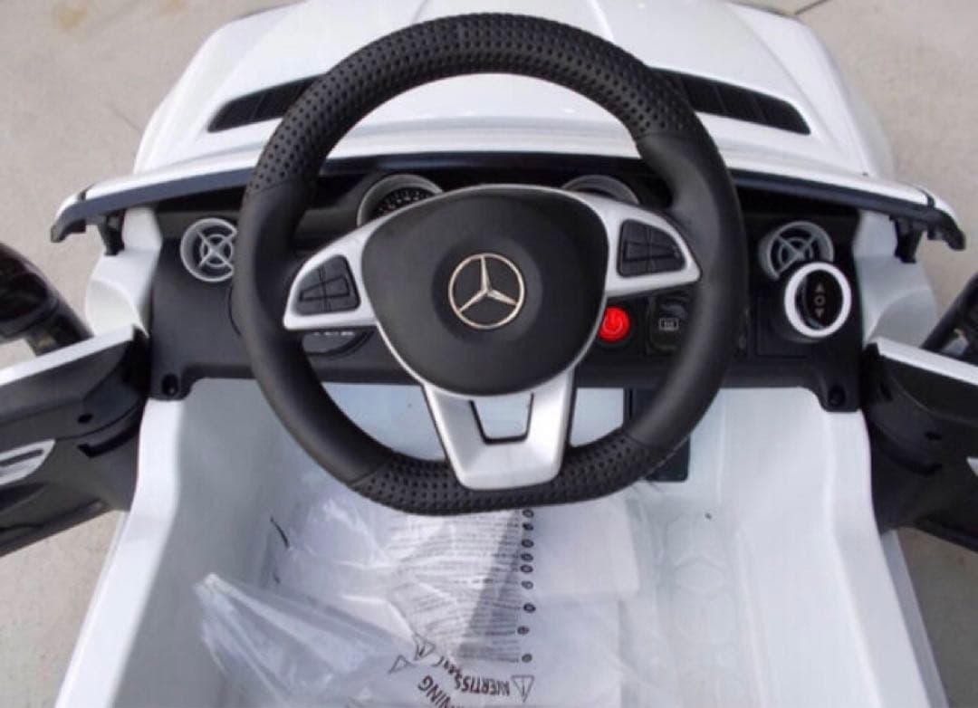 乗用ラジコン　ベンツ　SLC　白　完成車で発送　乗用玩具　おもちゃ