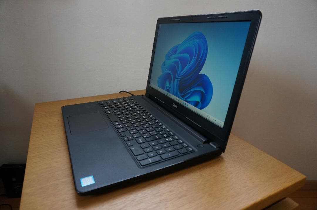 DELL windows11 Vostro15 15.6インチ i5 8世代