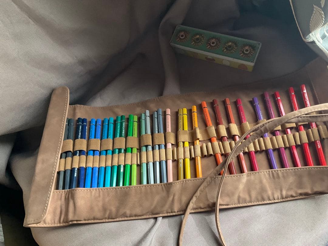 used美品Faber-Castell 水彩色鉛筆 ロールケース と色鉛筆30色