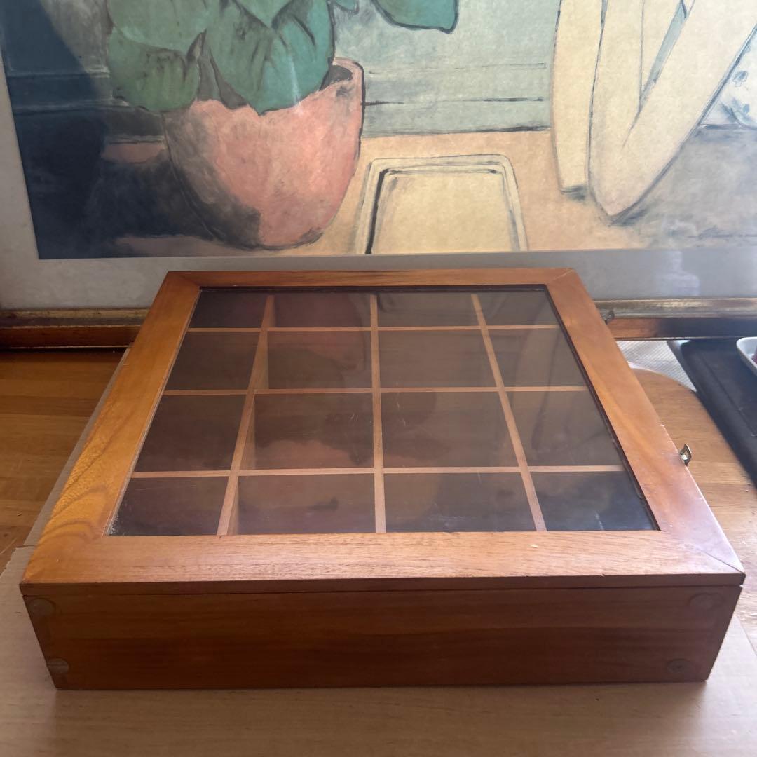 木製ガラス扉付き標本箱 16マス