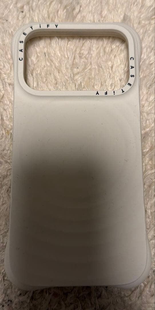 iPhone 17 Pro ウェーブシリコンケース ホワイト