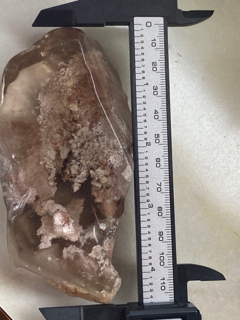 T1034ピンクホワイトガーデンクォーツ原石ルチル針瑪瑙共生ラダー虹入りジオード