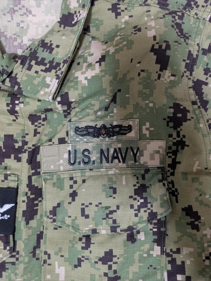 【美品】US NAVY アメリカ海軍 戦闘服 ジャケット 階級章ワッペン付き